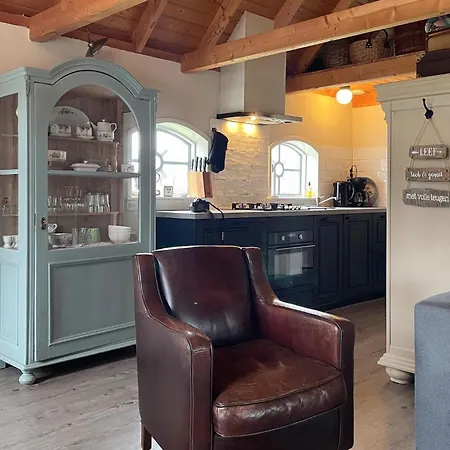 Kruudhuuske Casa de Férias *